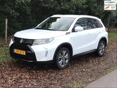 Suzuki Vitara 1.5 Hybrid Style AUTOMAAT in nieuwstaat