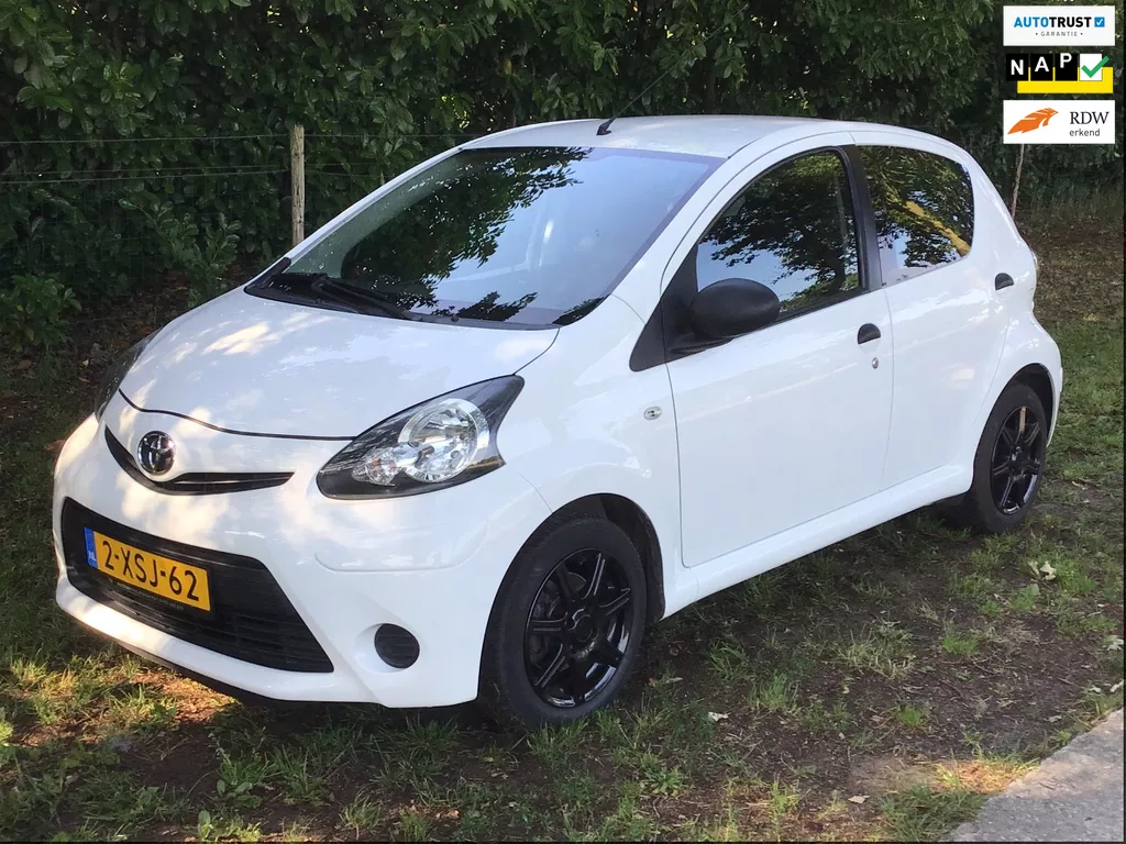 Toyota Aygo 1.0 VVT-i Now, zeer mooie staat, met NAP