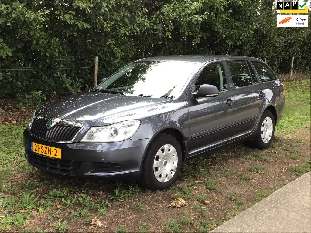 Skoda Octavia Combi 1.4 Comfort met trekhaak, airco en NAP